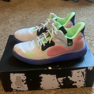 Nike KD basketball shoes